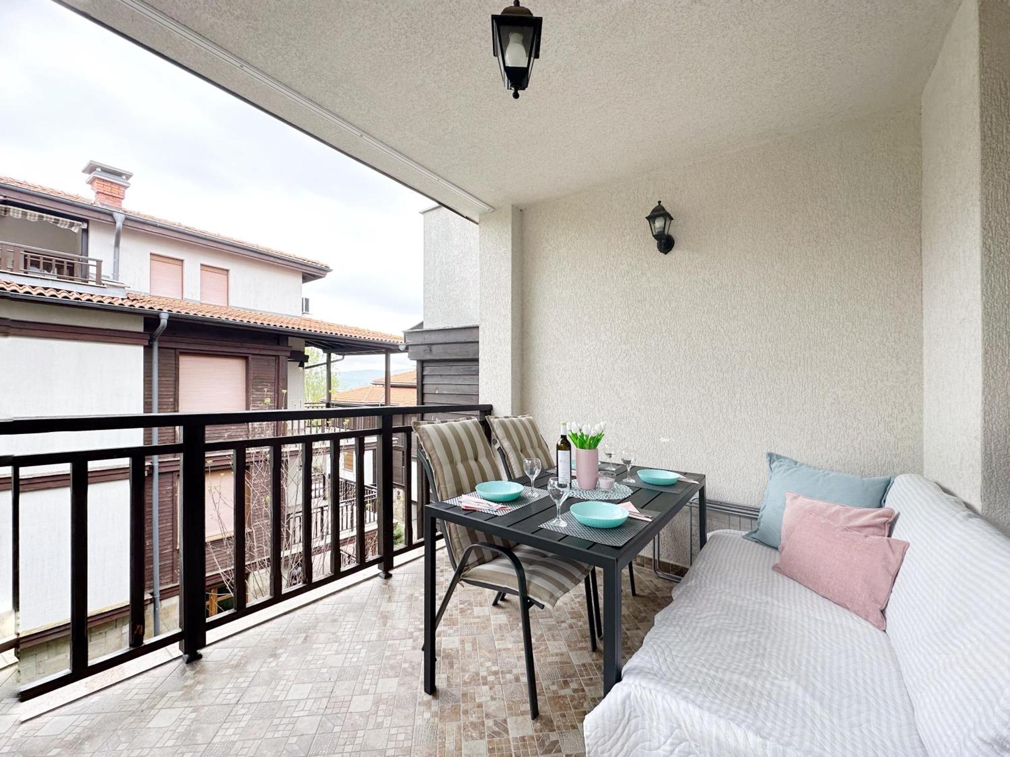 Sm Lovely Apartments On The First Line In Sozopol Room photo